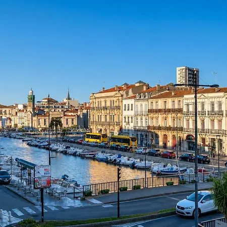Le Cadre Royal - Vue Sur Le Canal, Wi-fi, Climatisation Et Parking Appartement Sète