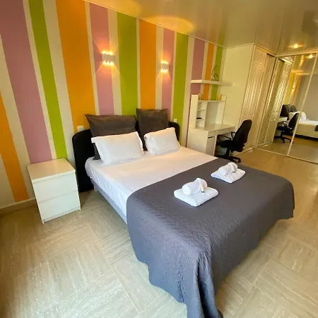 Appartement Le Cadre Royal - Vue Sur Le Canal, Wi-fi, Climatisation Et Parking *