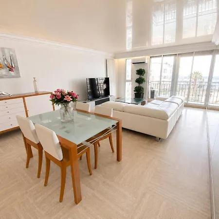 Le Cadre Royal - Vue Sur Le Canal, Wi-fi, Climatisation Et Parking Appartement